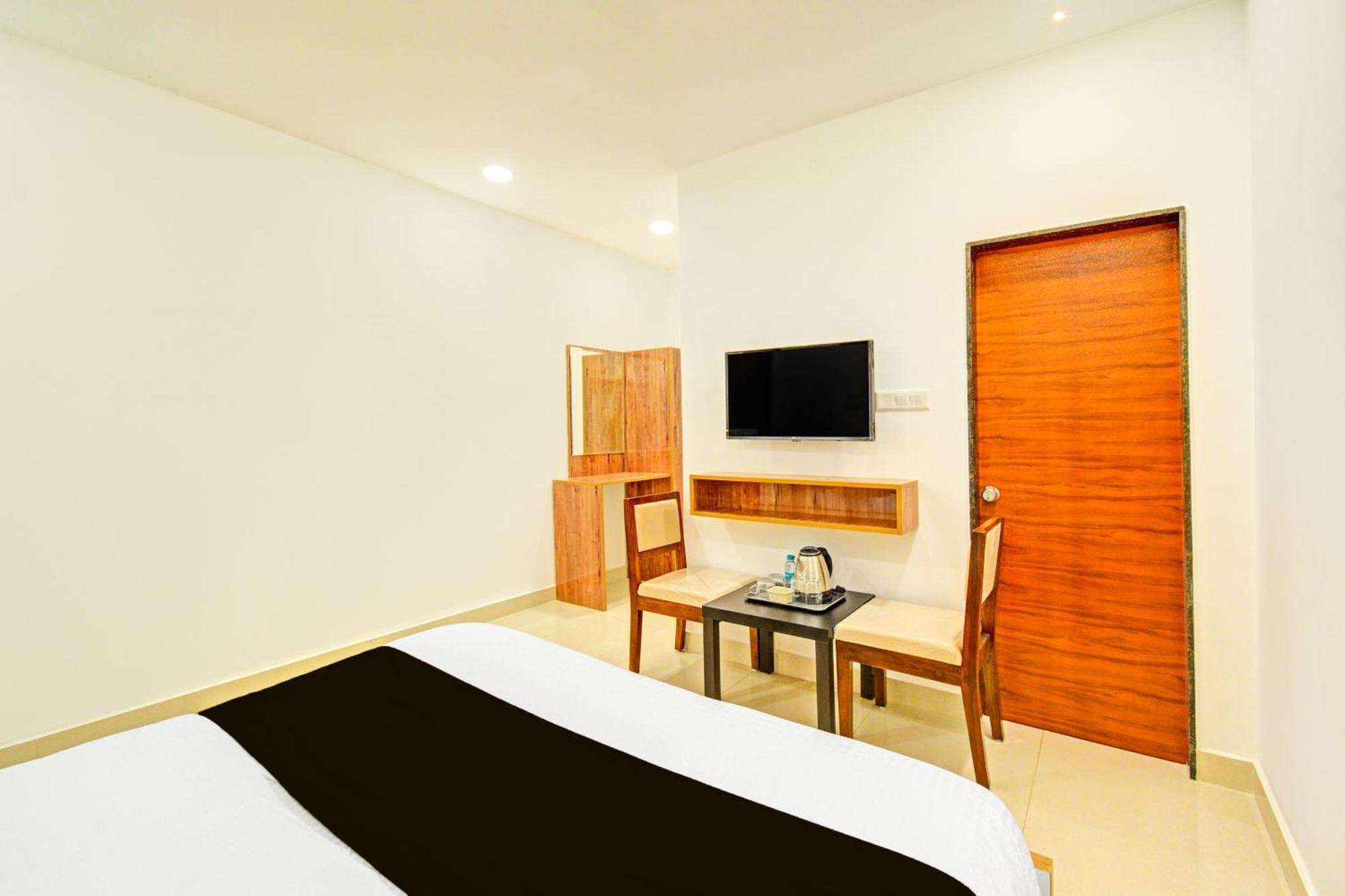 Super Townhouse Oak Suchitra Kompally Road Formerly Sun Moon Hotels Trimulgherry Екстер'єр фото